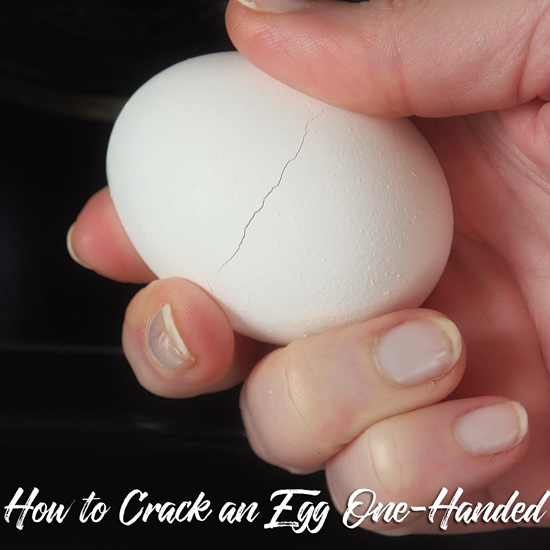 How to Crack an Egg OneHanded Mrs Kringle's Kitchen